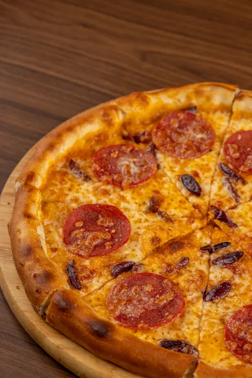 BEEF PEPPERONI PIZZA